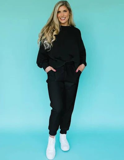 Millie LUX Black Sweatshirt