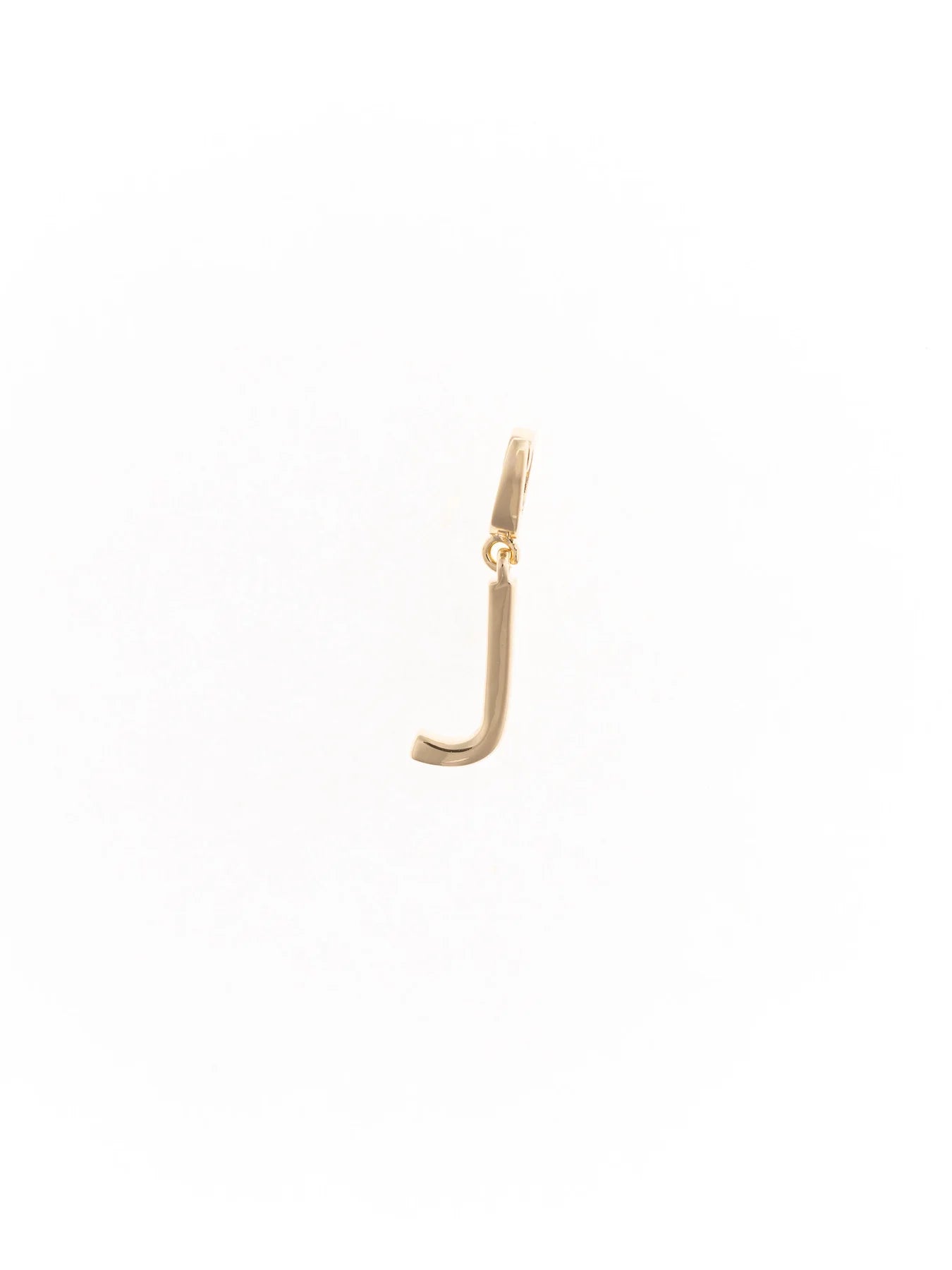 MM - Tia Initial Charm