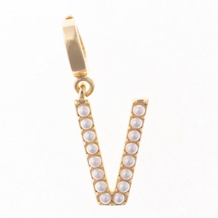 MM - Avery Initial Charm