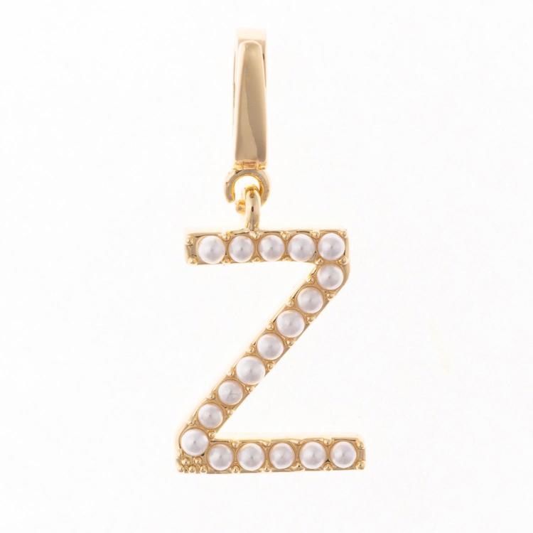 MM - Avery Initial Charm