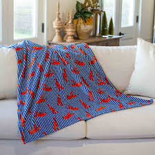 Crawfish Boil Throw Blanket